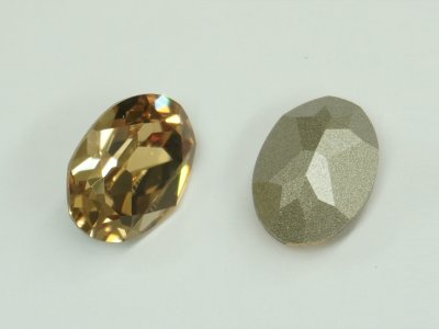 ◆粒売り◆4120 MM18,0X13,0ライトコロラドトパーズ1粒