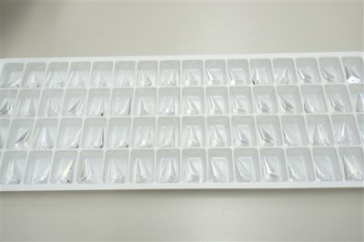 画像1: ◆シート◆8762 MM25,0X14,0 クリスタル●64粒●