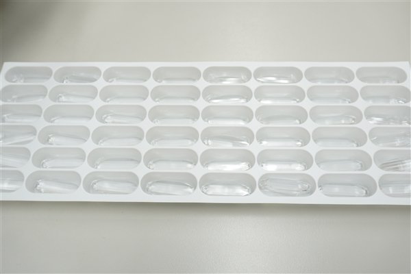画像1: ◆シート◆8950NR804 MM38,0X14,0 クリスタル●48粒● (1)