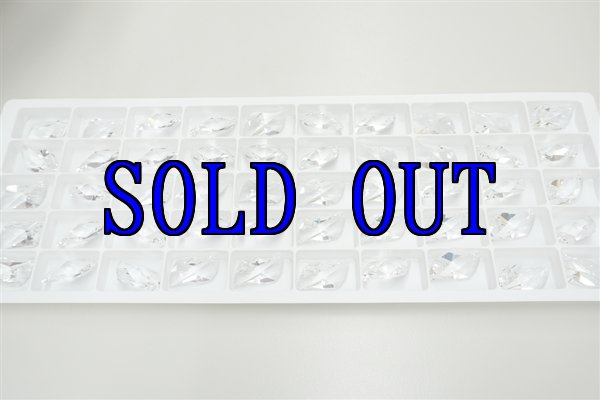 画像1: ◆シート◆8950NR805 MM30,0X18,0 クリスタル●50粒● (1)