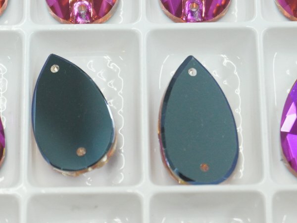 画像2: ◆粒売り◆YHBソーオン3430 クリスタルバイオレットブルー MM18,0X10,5/1粒 ※箱無し (2)