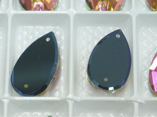 画像2: ◆粒売り◆YHBソーオン3430 クリスタルヴィトレイルローズ MM18,0X10,5/1粒 ※箱無し (2)